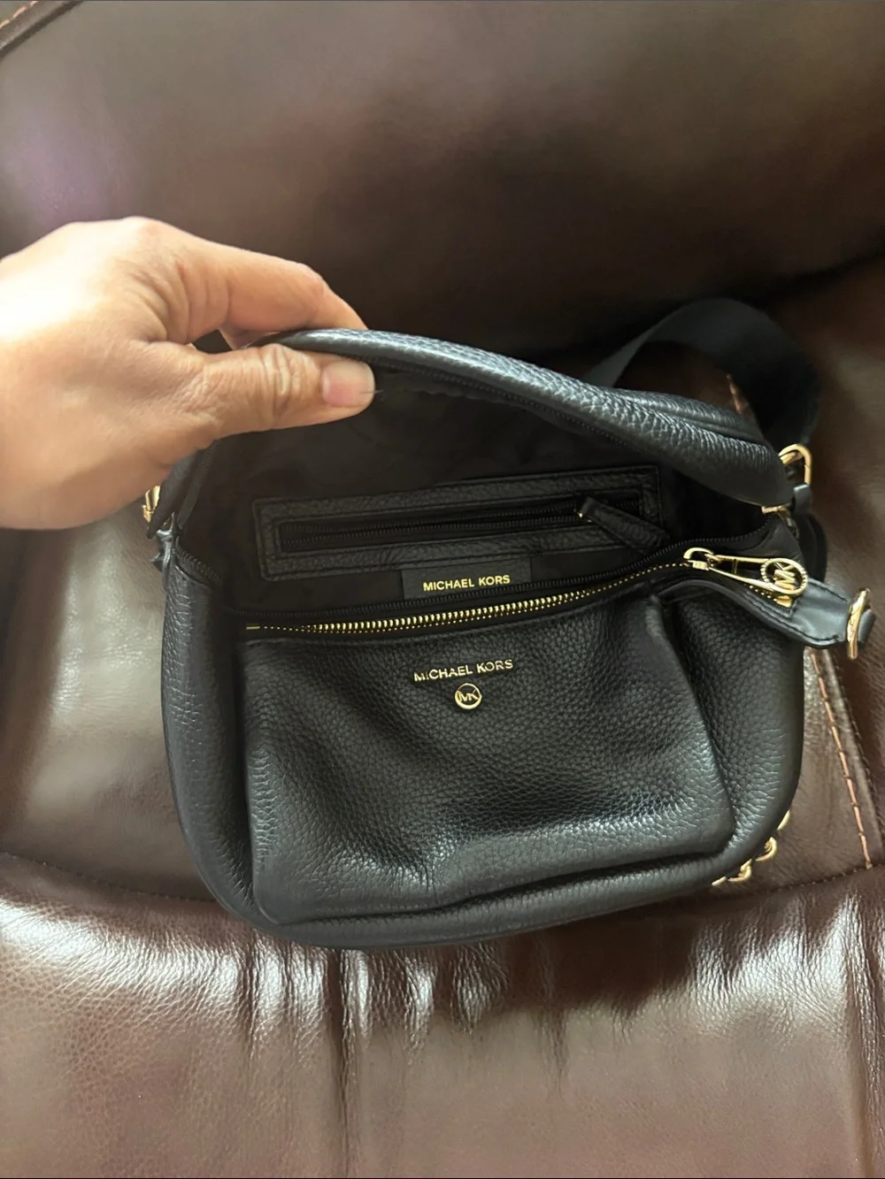 Michael Kors Black Leather Crossbody Bag with Gold Chain, Belt bag, crossbody.